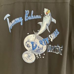 Like New! Tommy Bahama Silk Embroidered Men’s Camp Shirt.  Size M